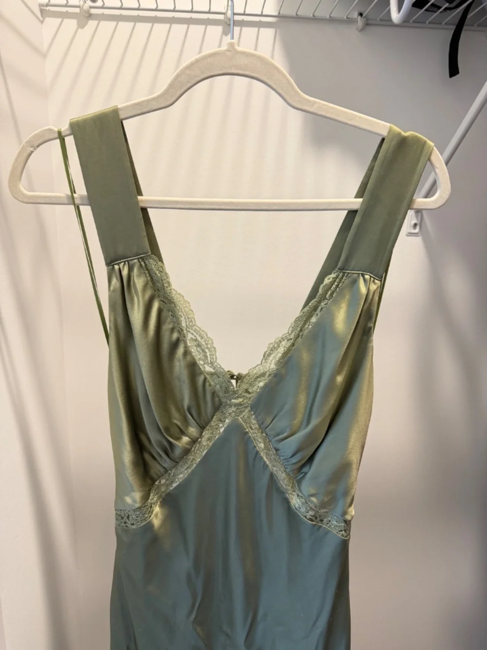 Reformation Chania Silk Dress Artichoke - M - avail to ship friday dry cleaned - Picture 5 of 8